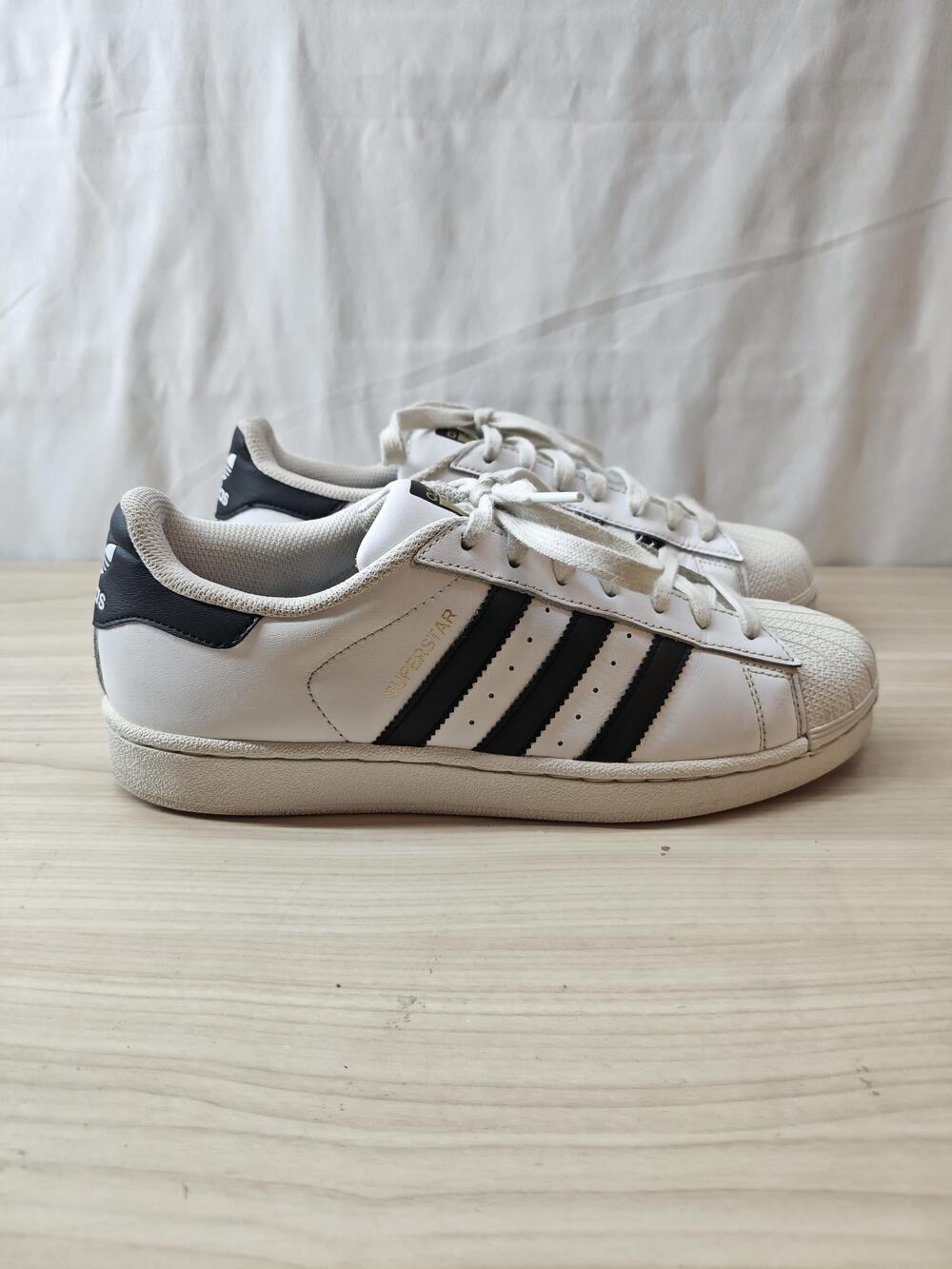 Adidas Superstar Shoes Womens Size 8.5 White Black Shell Toe Sneakers C77153